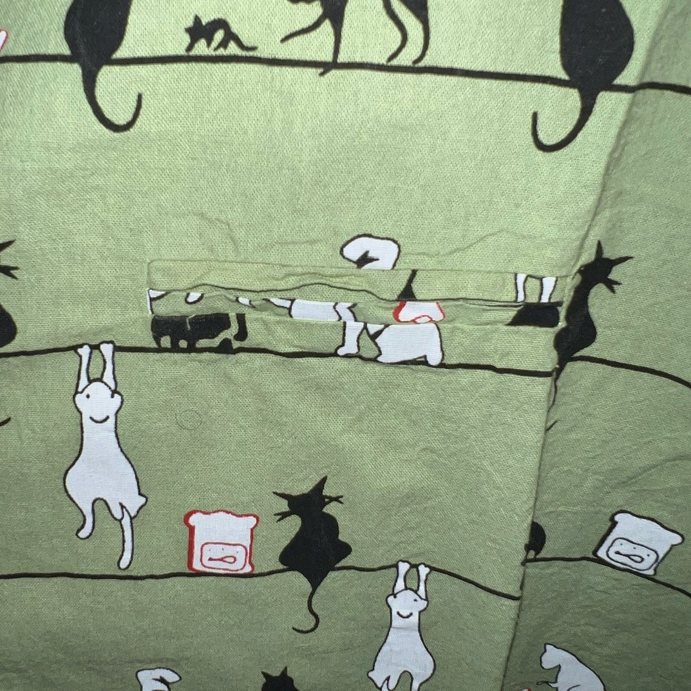 Cat Button Up - Picture 5 of 5